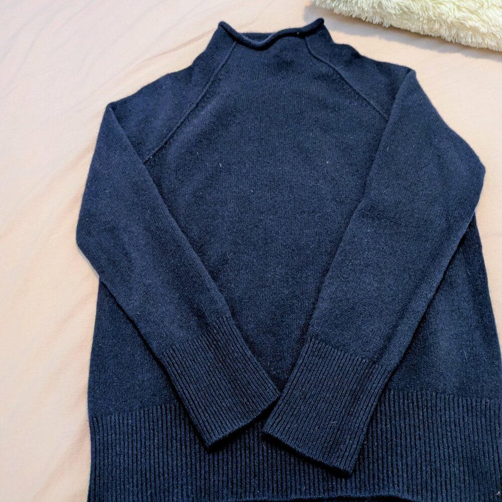Theory Karinella O 100% Cashmere Mock Neck Sweater M - Navy